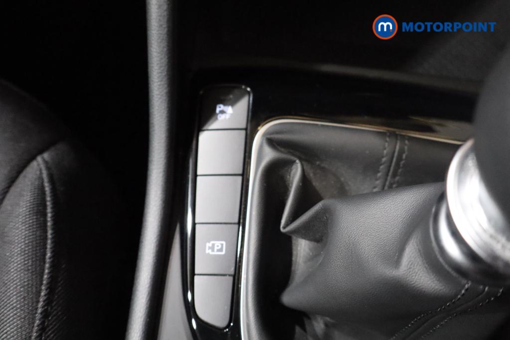 Hyundai Tucson Se Connect Manual Petrol SUV - Stock Number (1547088) - 6th supplementary image