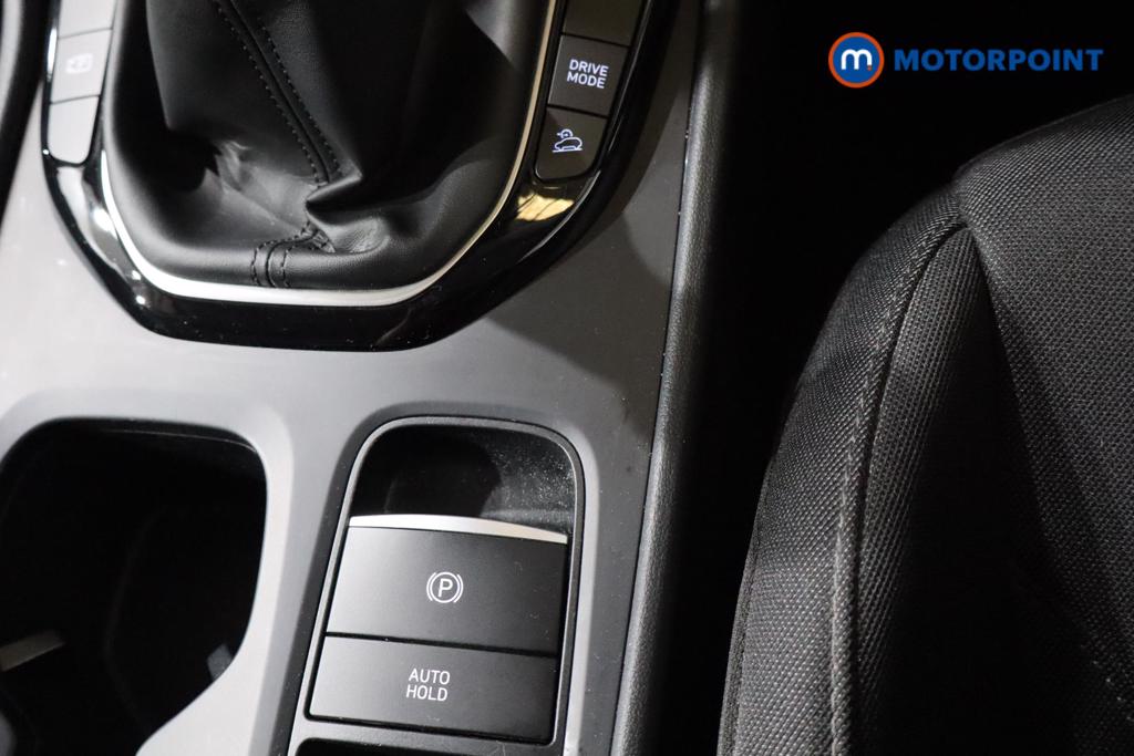 Hyundai Tucson Se Connect Manual Petrol SUV - Stock Number (1547088) - 7th supplementary image