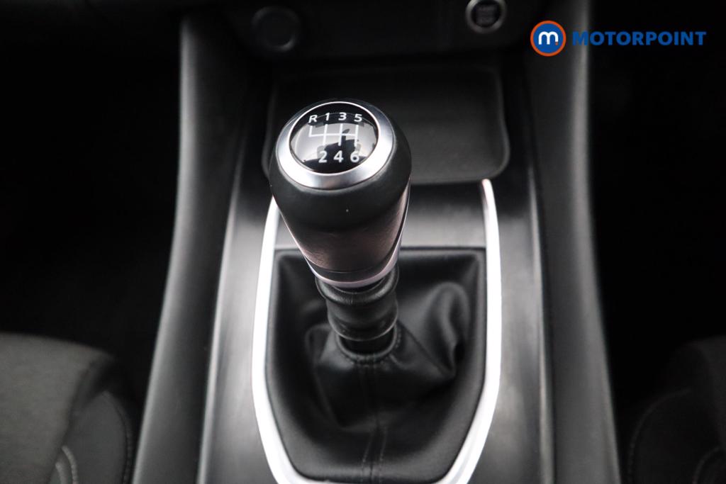 Nissan Qashqai N-Connecta Manual Petrol SUV - Stock Number (1547093) - 7th supplementary image
