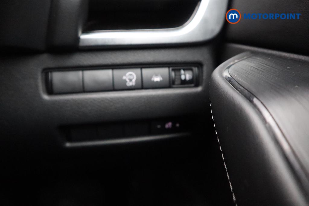 Nissan Qashqai N-Connecta Manual Petrol SUV - Stock Number (1547093) - 17th supplementary image