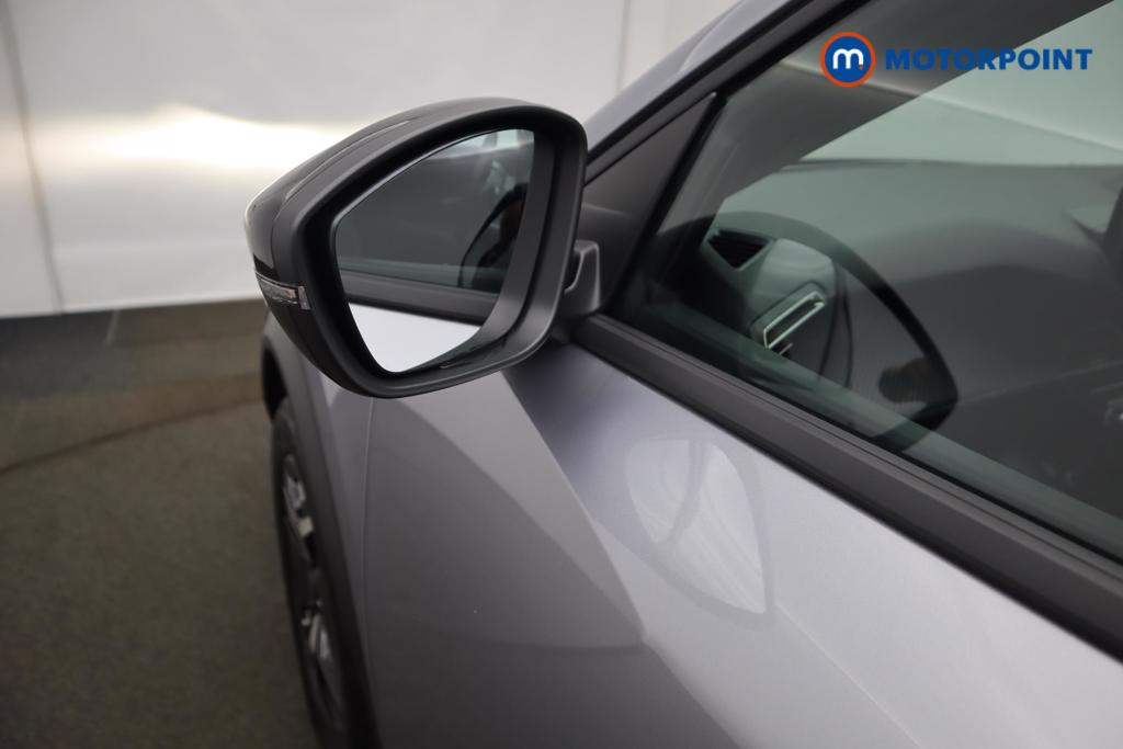 Peugeot 2008 Allure Manual Petrol SUV - Stock Number (1547100) - 28th supplementary image