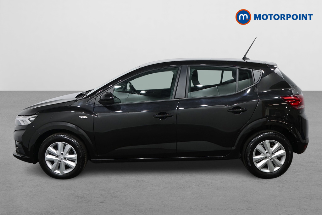 Dacia Sandero Comfort Manual Petrol Hatchback - Stock Number (1547246) - Passenger side