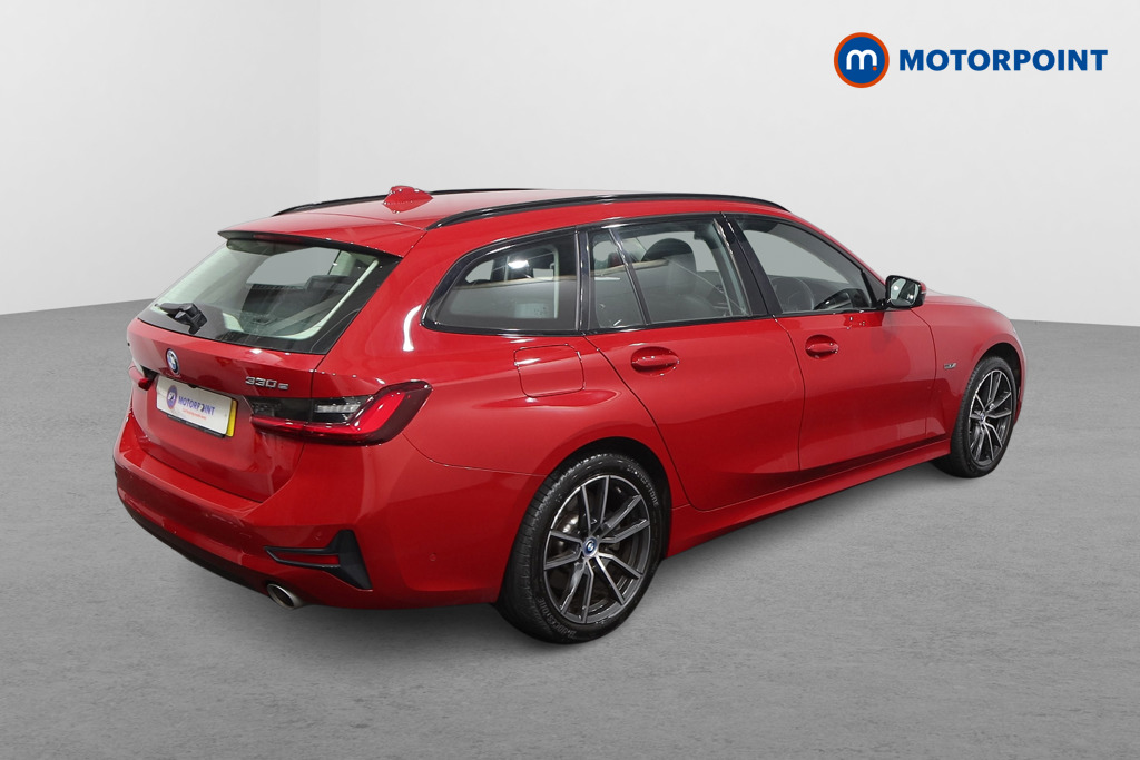 BMW 3 Series Sport Pro Automatic Petrol Plug-In Hybrid Estate - Stock Number (1547821) - Drivers side rear corner