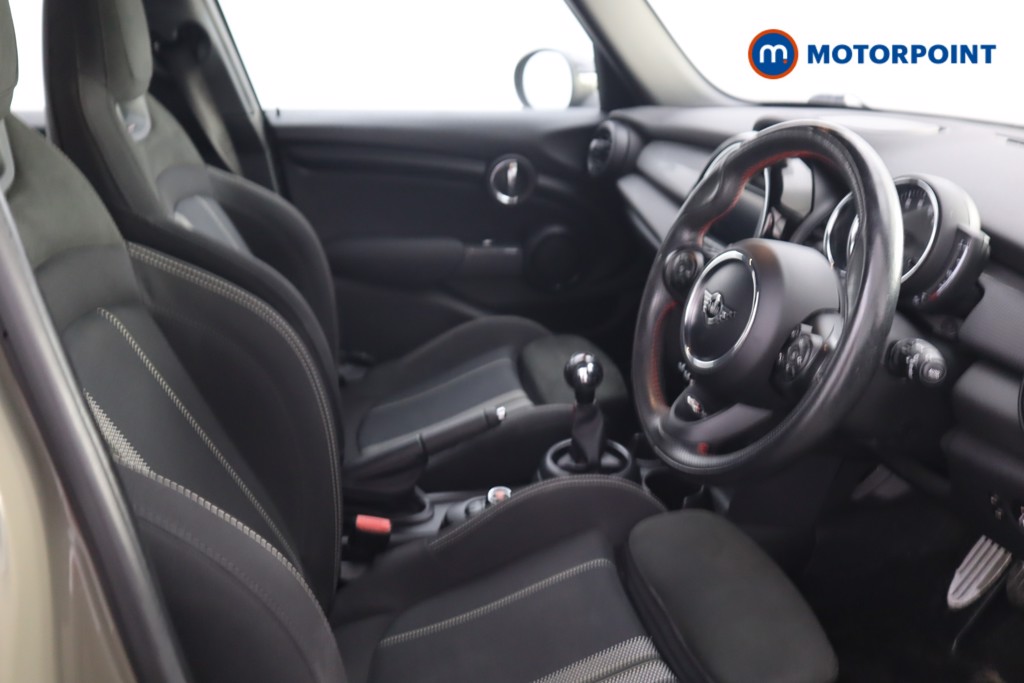 Mini Hatchback Cooper Sport Manual Petrol Hatchback - Stock Number (1548163) - 2nd supplementary image