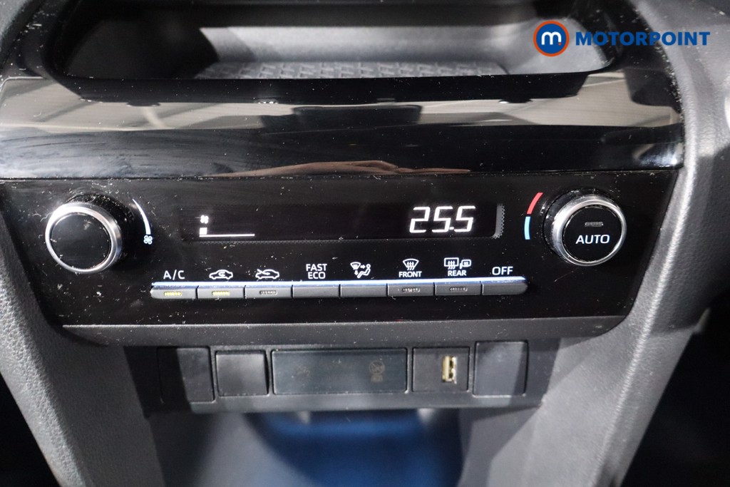 Toyota Yaris Cross Design Automatic Petrol-Electric Hybrid Estate - Stock Number (1548433) - 14th supplementary image
