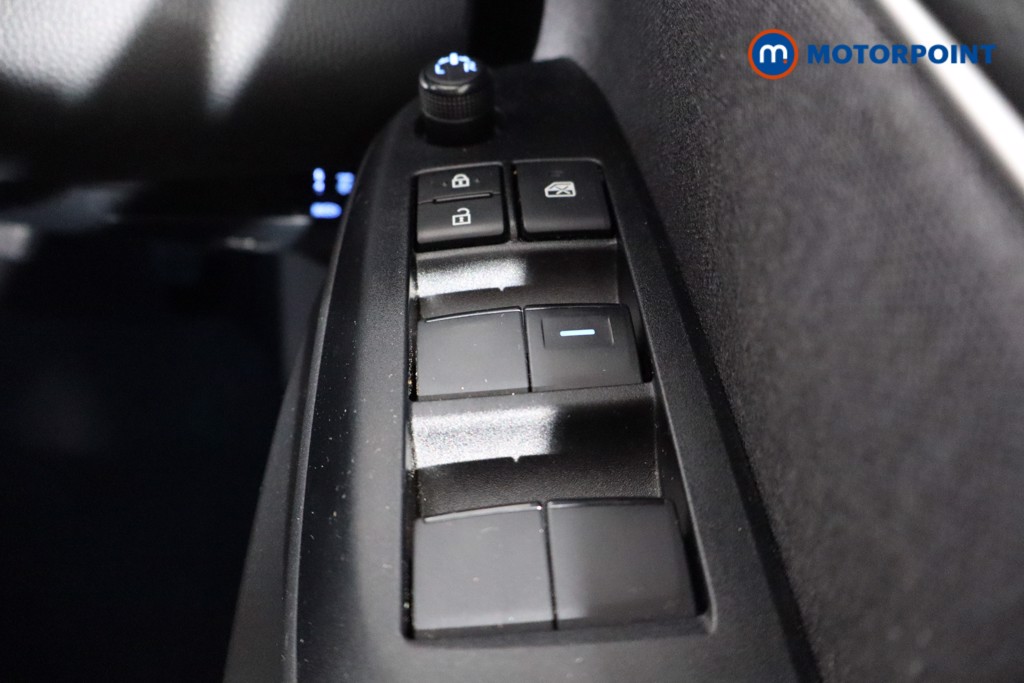 Toyota Yaris Cross Design Automatic Petrol-Electric Hybrid Estate - Stock Number (1548433) - 18th supplementary image