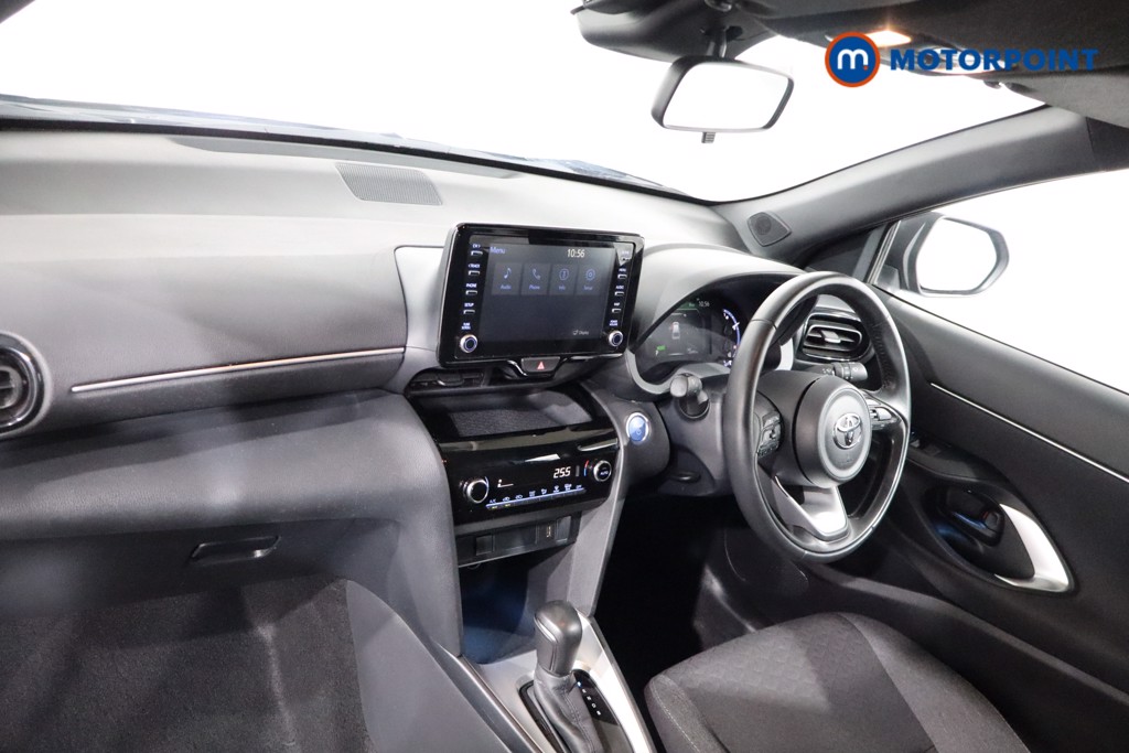 Toyota Yaris Cross Design Automatic Petrol-Electric Hybrid Estate - Stock Number (1548433) - 1st supplementary image