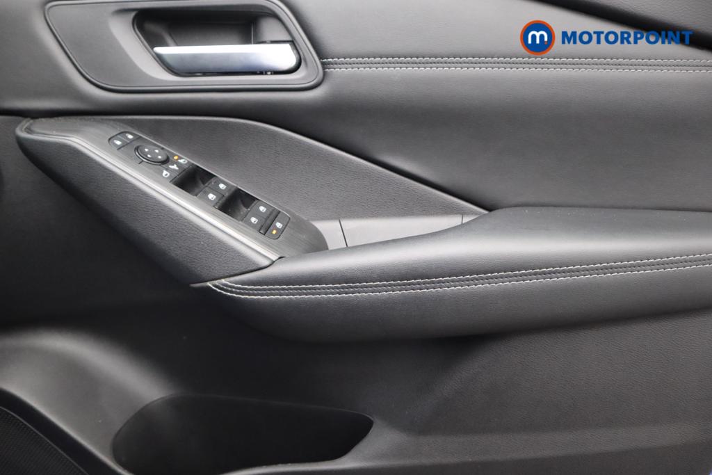 Nissan Qashqai Acenta Premium Manual Petrol SUV - Stock Number (1548572) - 17th supplementary image