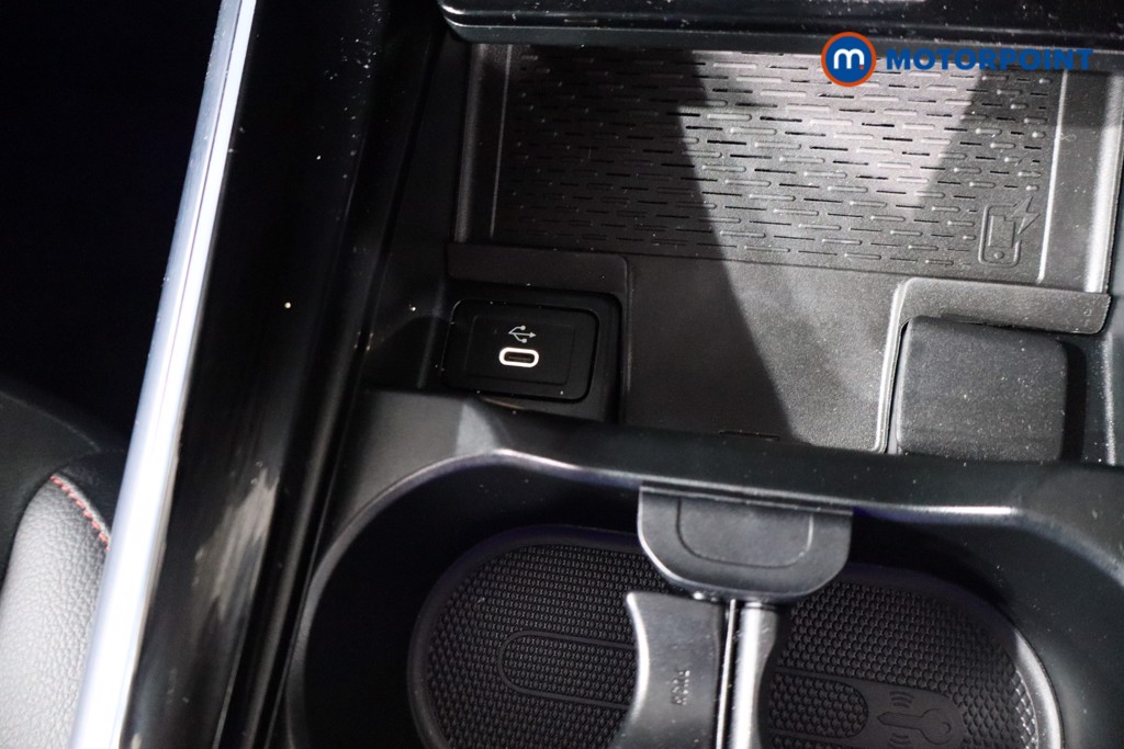 Mercedes-Benz B Class Amg Line Automatic Petrol Hatchback - Stock Number (1548650) - 18th supplementary image