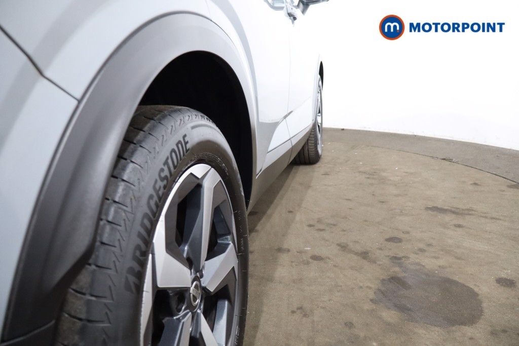 Nissan Qashqai N-Connecta Manual Petrol SUV - Stock Number (1517418) - 22nd supplementary image