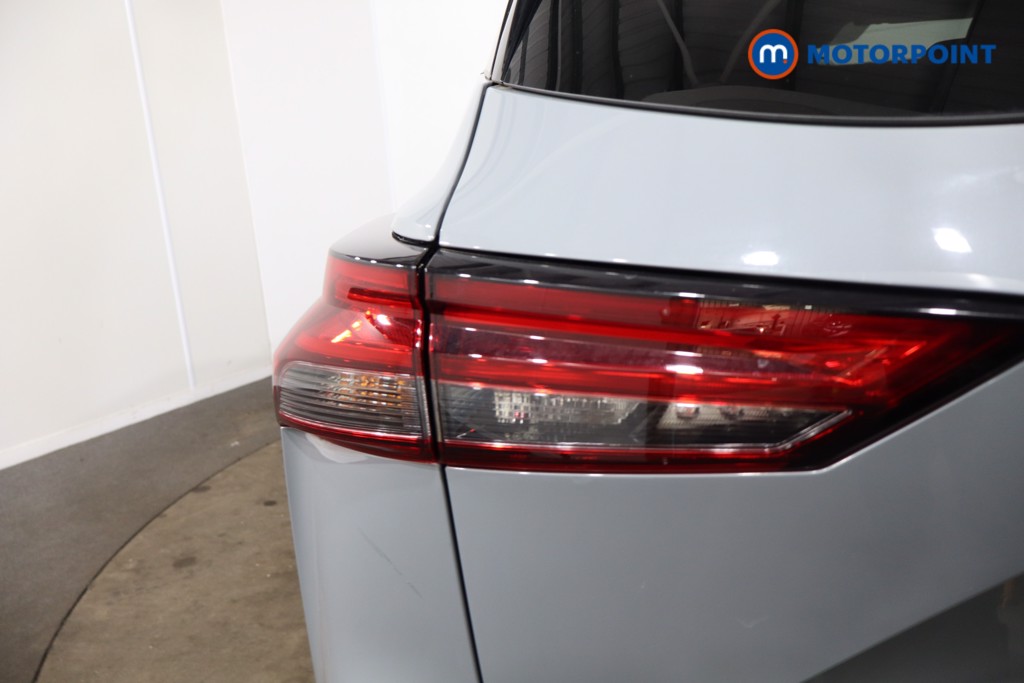 Nissan Qashqai N-Connecta Manual Petrol SUV - Stock Number (1517418) - 24th supplementary image