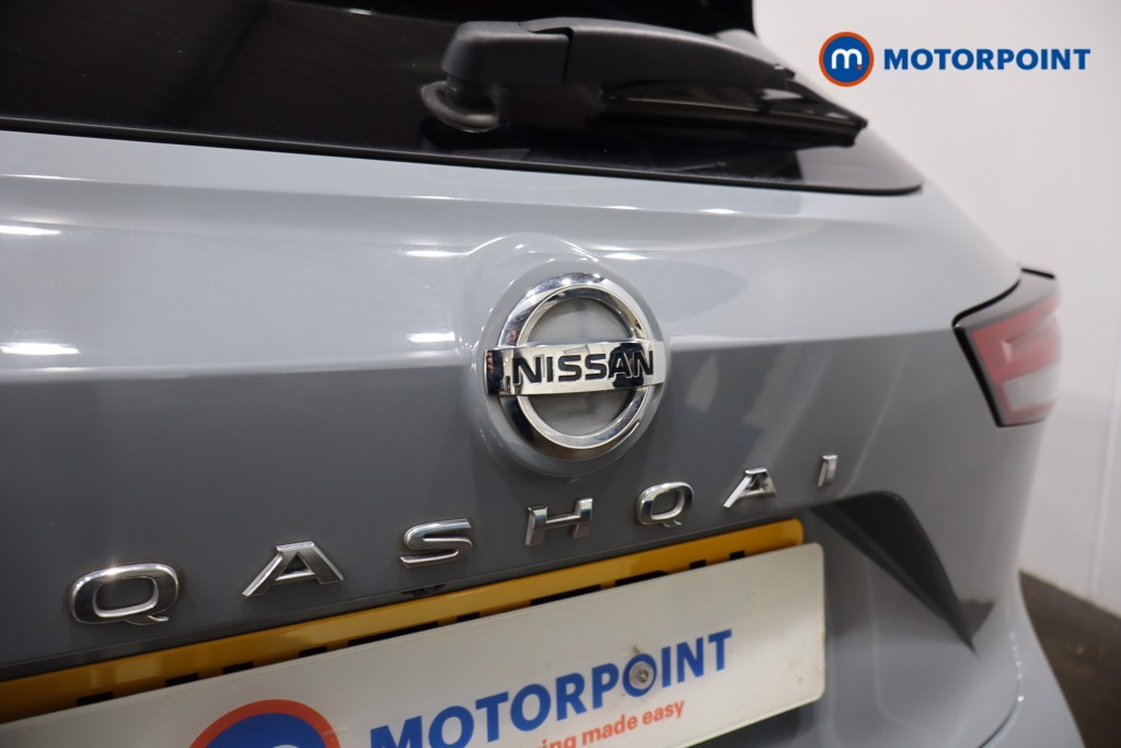 Nissan Qashqai N-Connecta Manual Petrol SUV - Stock Number (1517418) - 25th supplementary image