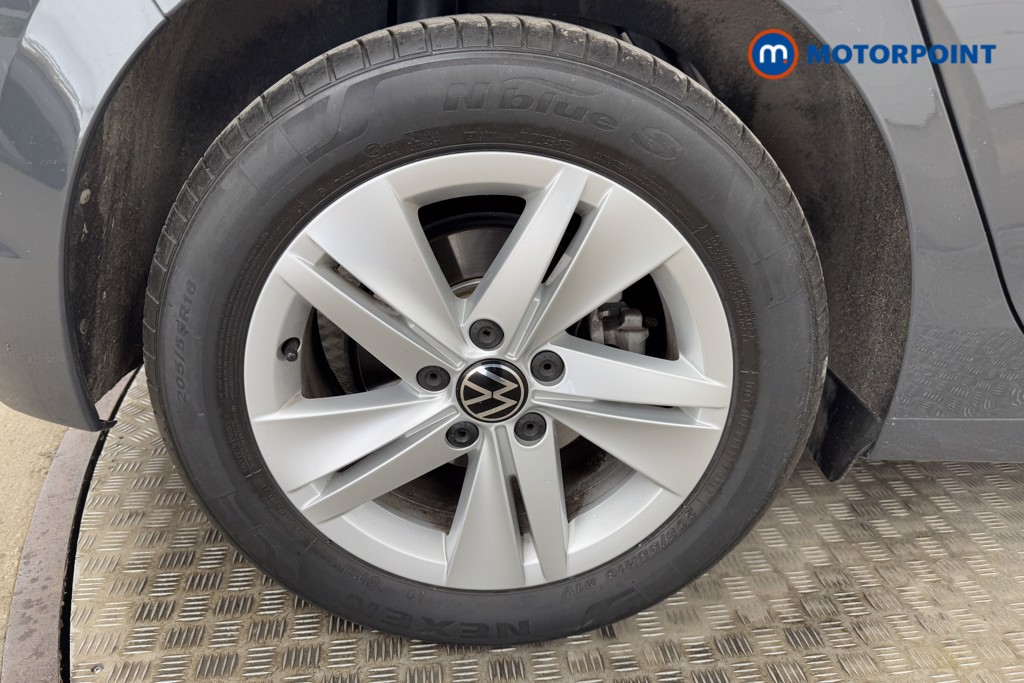 Volkswagen Golf Life Automatic Petrol Hatchback - Stock Number (1532452) - 20th supplementary image