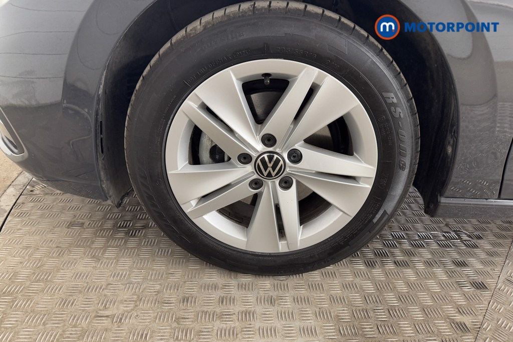 Volkswagen Golf Life Automatic Petrol Hatchback - Stock Number (1532452) - 22nd supplementary image