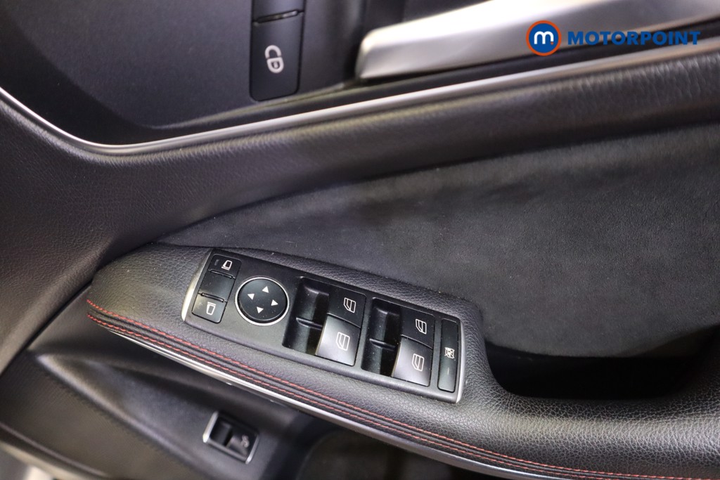 Mercedes-Benz GLA Amg Line Automatic Petrol SUV - Stock Number (1533812) - 2nd supplementary image