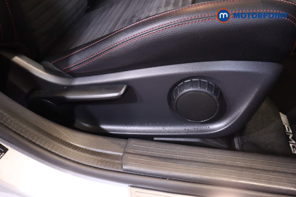 Mercedes-Benz GLA Amg Line Automatic Petrol SUV - Stock Number (1533812) - 7th supplementary image