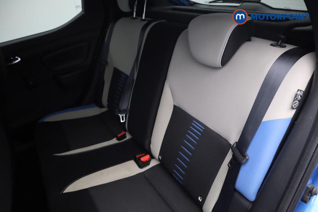 Nissan Micra N-Connecta Manual Diesel Hatchback - Stock Number (1534068) - 7th supplementary image