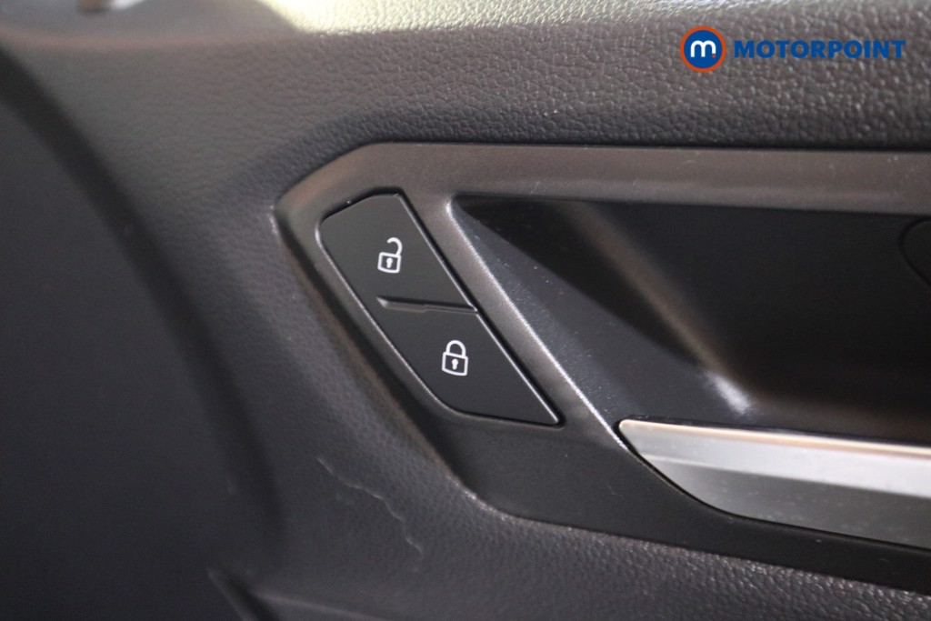 Volkswagen T-Roc Design Manual Petrol SUV - Stock Number (1534508) - 10th supplementary image