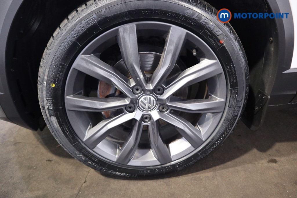 Volkswagen T-Roc Design Manual Petrol SUV - Stock Number (1534508) - 17th supplementary image