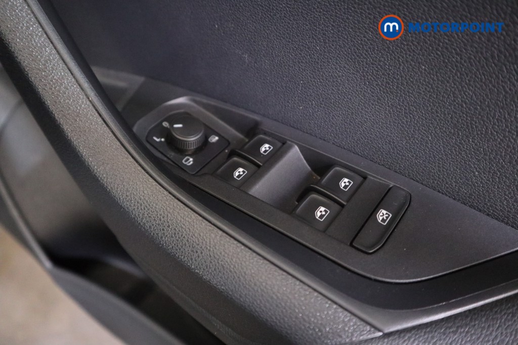 Skoda Karoq Se Technology Manual Petrol SUV - Stock Number (1535861) - 10th supplementary image