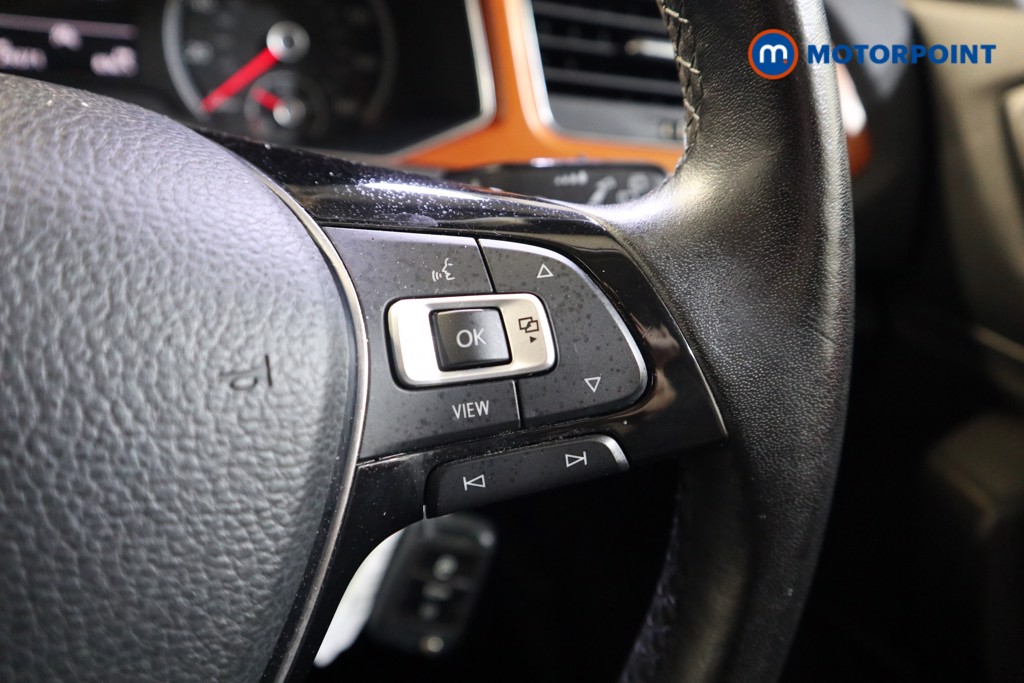 Volkswagen T-Roc Design Manual Petrol SUV - Stock Number (1536808) - 4th supplementary image