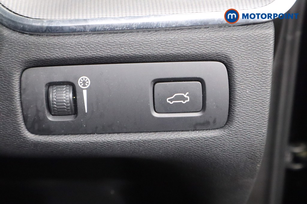 Volvo Xc60 R Design Automatic Diesel SUV - Stock Number (1538333) - 22nd supplementary image