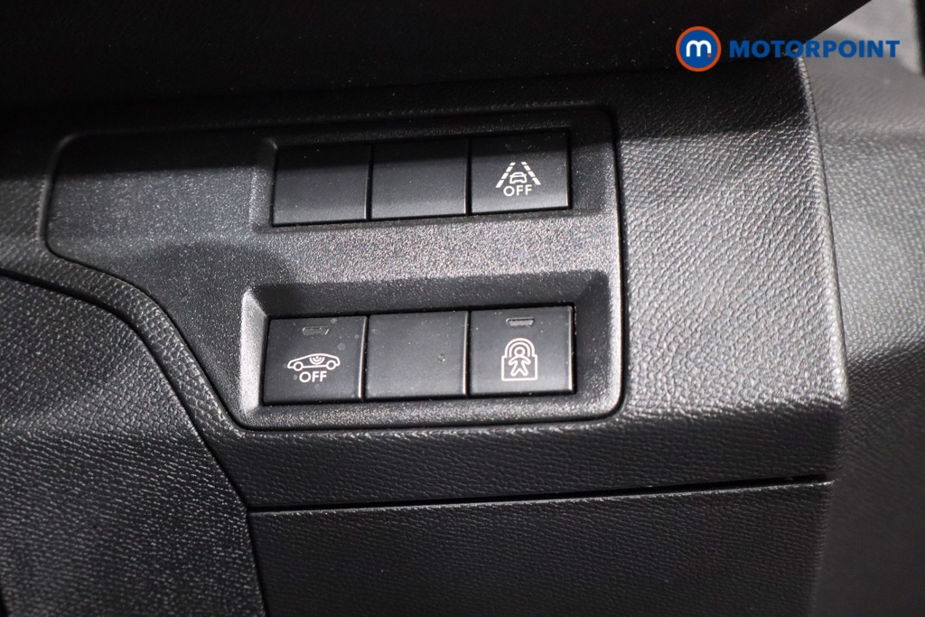 Peugeot 5008 GT Manual Petrol SUV - Stock Number (1538449) - 22nd supplementary image