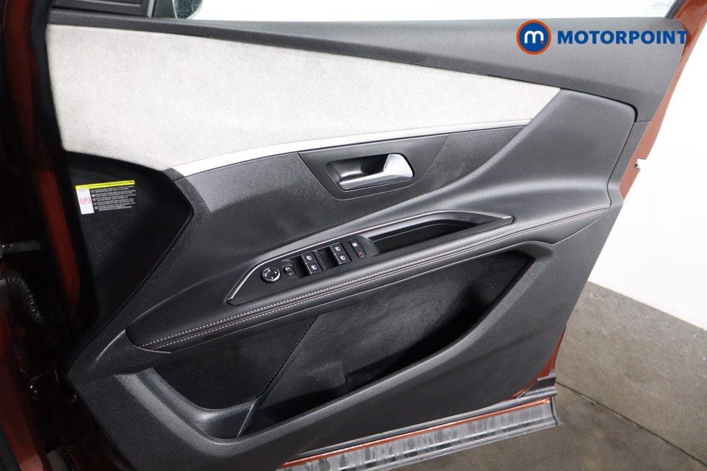 Peugeot 5008 GT Manual Petrol SUV - Stock Number (1538449) - 23rd supplementary image