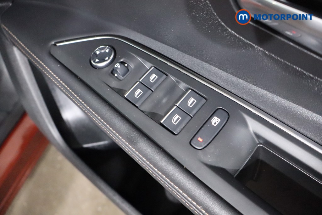 Peugeot 5008 GT Manual Petrol SUV - Stock Number (1538449) - 24th supplementary image