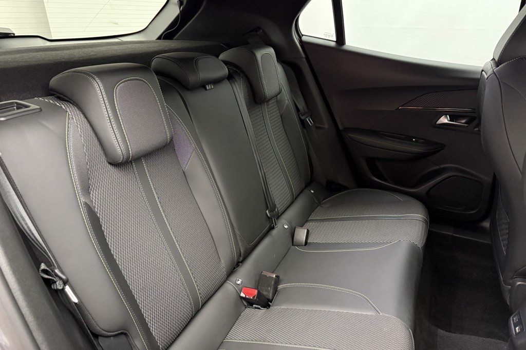 Peugeot 2008 GT Automatic Petrol SUV - Stock Number (1539495) - 20th supplementary image