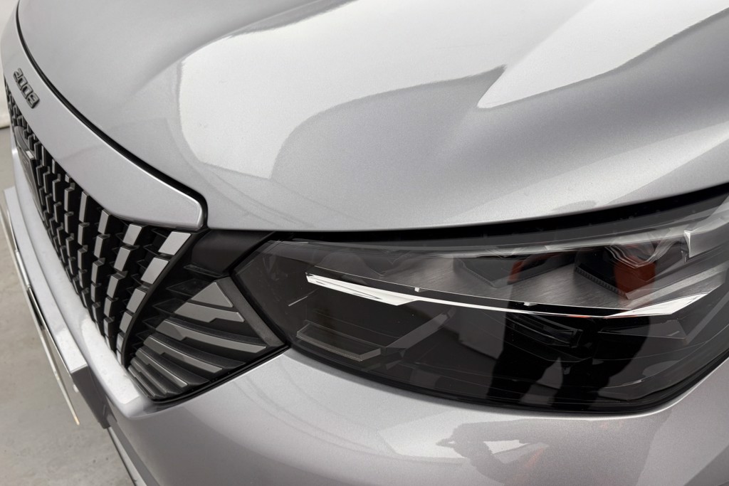 Peugeot 2008 GT Automatic Petrol SUV - Stock Number (1539495) - 25th supplementary image