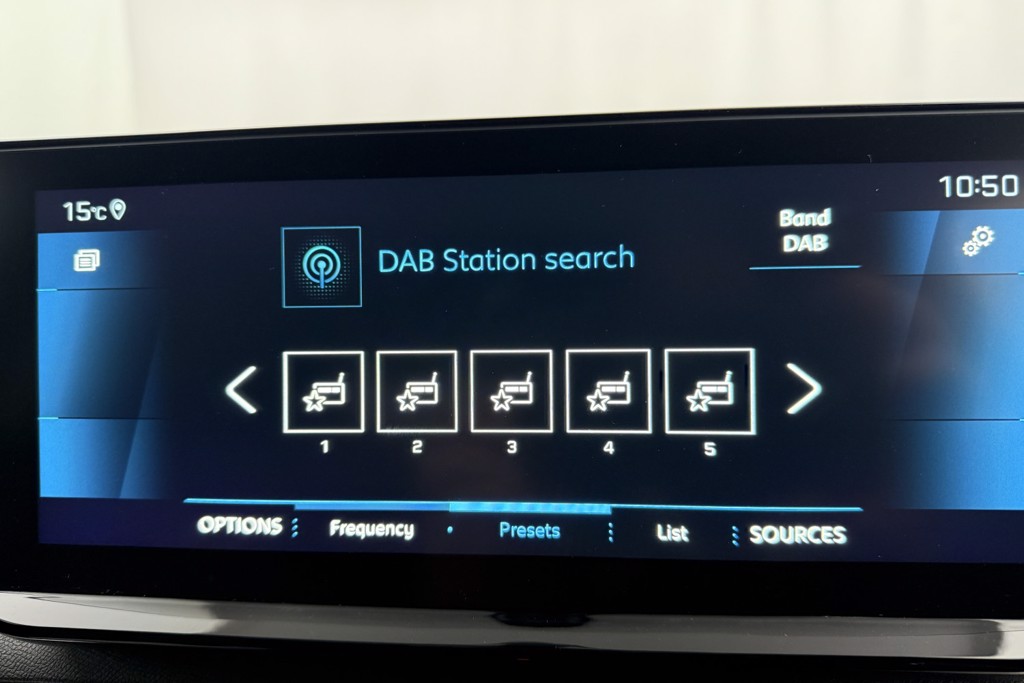 Peugeot 3008 Allure Automatic Petrol-Electric Hybrid SUV - Stock Number (1539558) - 9th supplementary image