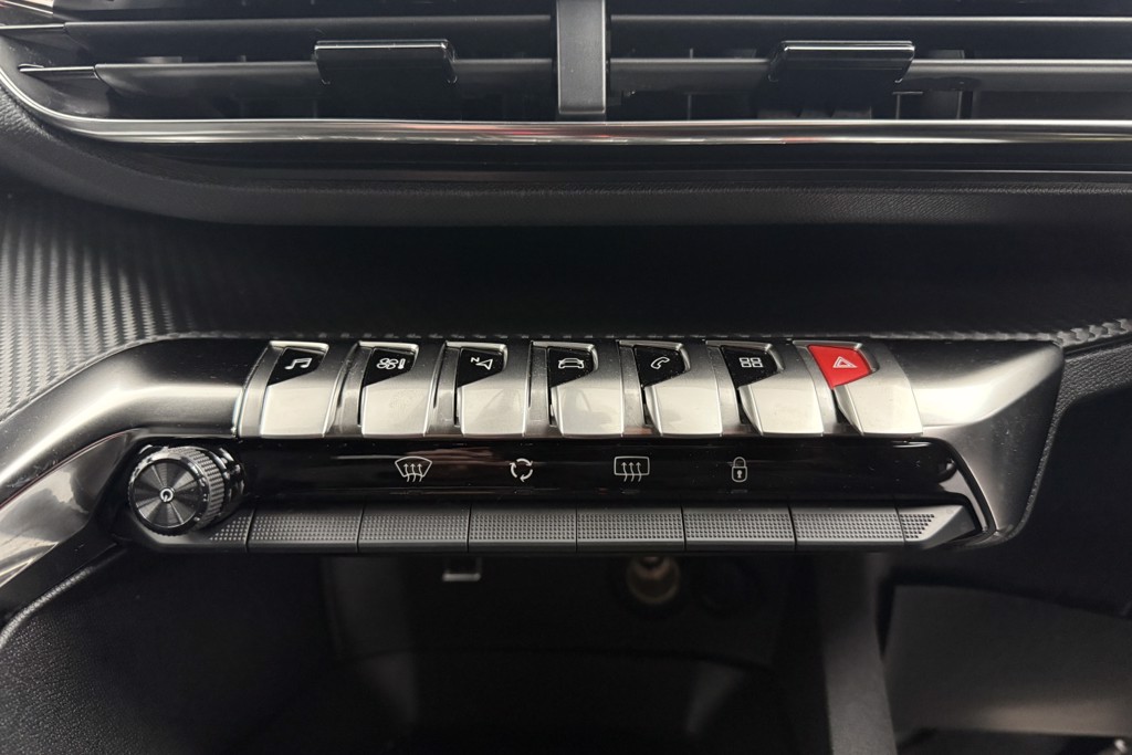 Peugeot 3008 Allure Automatic Petrol-Electric Hybrid SUV - Stock Number (1539558) - 11th supplementary image