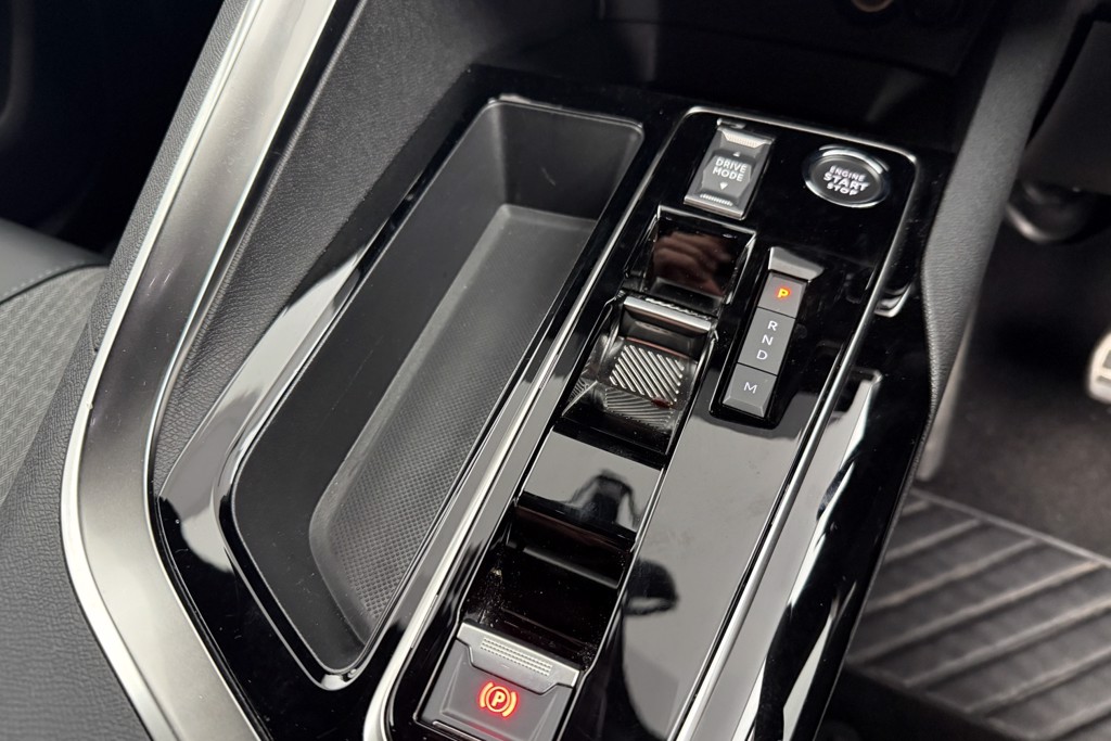 Peugeot 3008 Allure Automatic Petrol-Electric Hybrid SUV - Stock Number (1539558) - 12th supplementary image