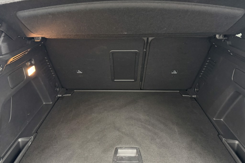 Peugeot 3008 Allure Automatic Petrol-Electric Hybrid SUV - Stock Number (1539558) - 20th supplementary image