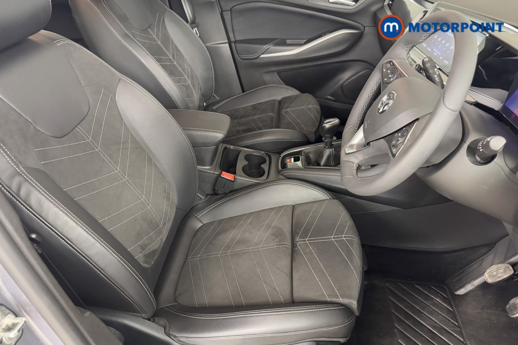 Vauxhall Grandland Ultimate Manual Petrol SUV - Stock Number (1539570) - 5th supplementary image