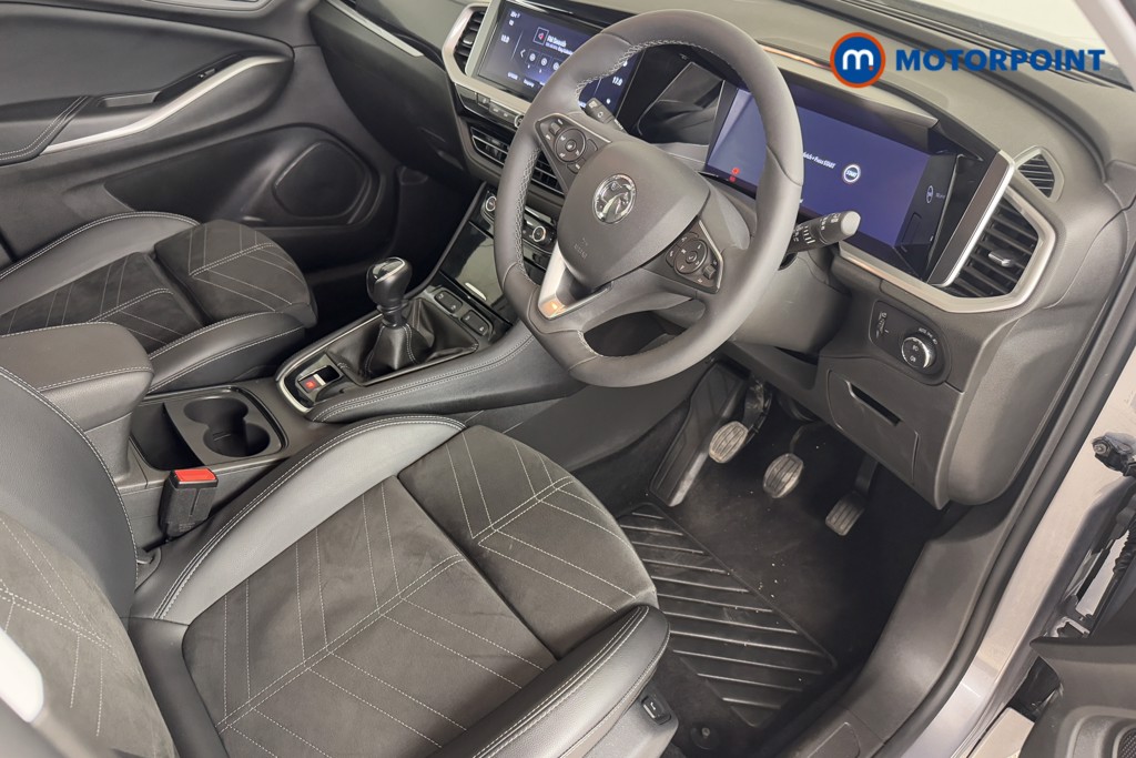 Vauxhall Grandland Ultimate Manual Petrol SUV - Stock Number (1539570) - 6th supplementary image
