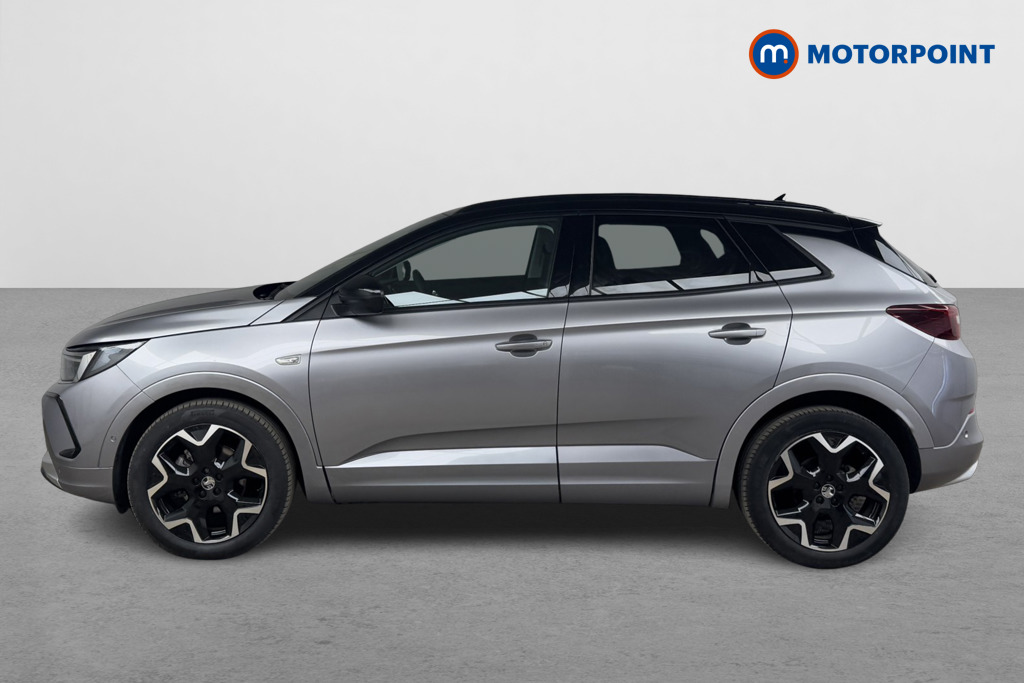 Vauxhall Grandland Ultimate Manual Petrol SUV - Stock Number (1539570) - Passenger side