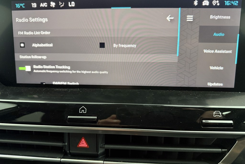 Citroen C4 X MAX Automatic Petrol Saloon - Stock Number (1539725) - 11th supplementary image