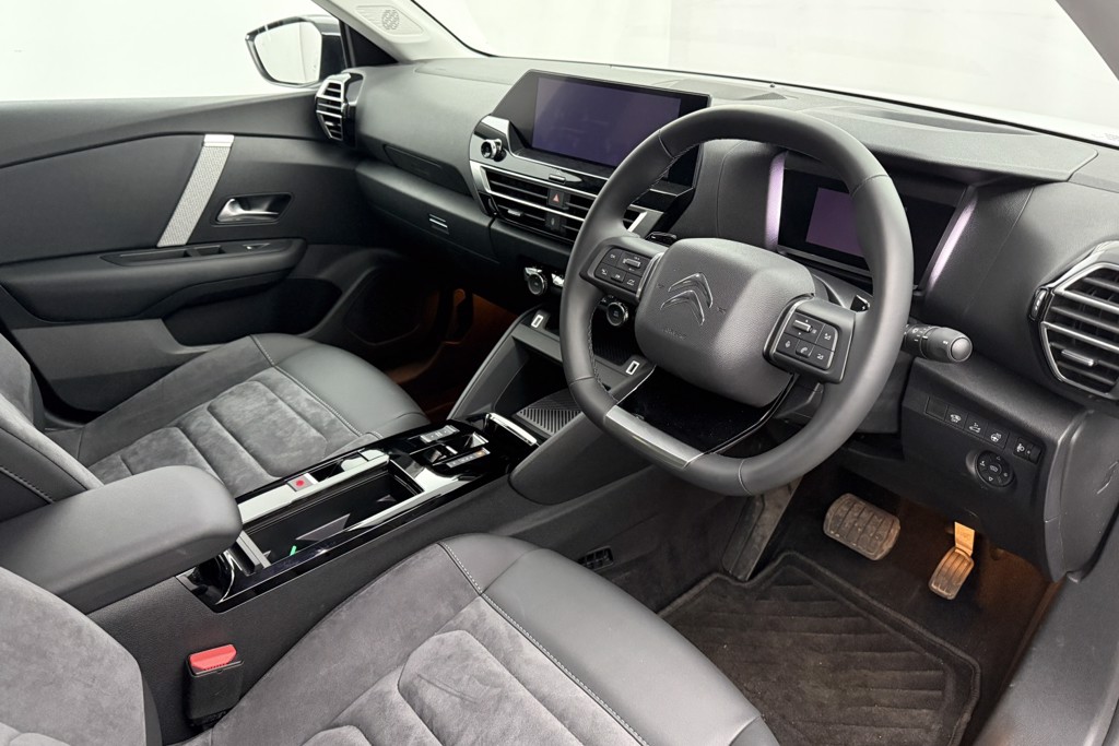 Citroen C4 X MAX Automatic Petrol Saloon - Stock Number (1539725) - 1st supplementary image