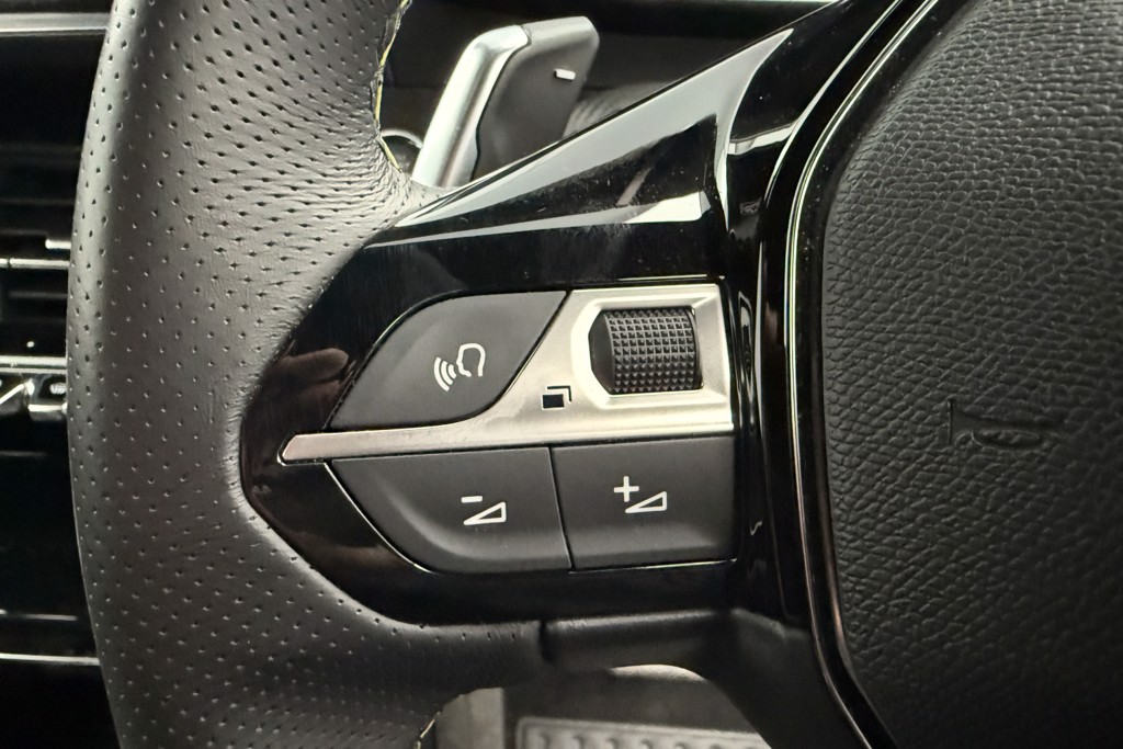 Peugeot 2008 GT Automatic Petrol SUV - Stock Number (1539735) - 3rd supplementary image