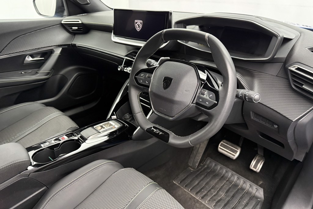 Peugeot 2008 GT Automatic Petrol SUV - Stock Number (1539735) - 1st supplementary image