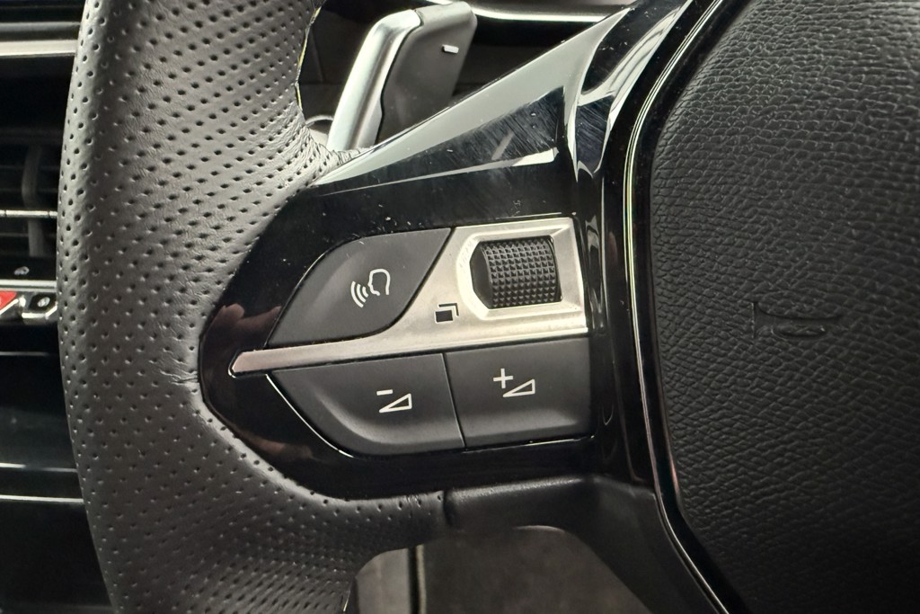 Peugeot 2008 GT Automatic Petrol SUV - Stock Number (1539737) - 4th supplementary image