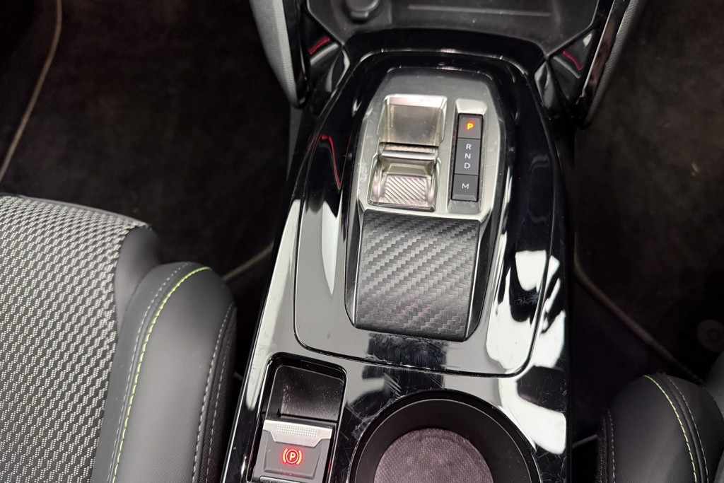Peugeot 2008 GT Automatic Petrol SUV - Stock Number (1539737) - 12th supplementary image