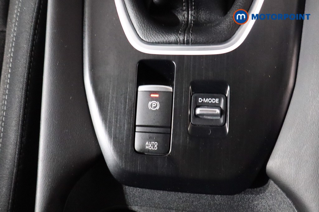 Nissan Qashqai N-Connecta Manual Petrol SUV - Stock Number (1541135) - 19th supplementary image