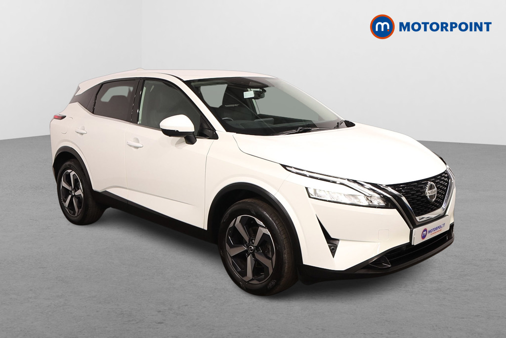 Nissan Qashqai N-Connecta Manual Petrol SUV - Stock Number (1541135) - Drivers side front corner