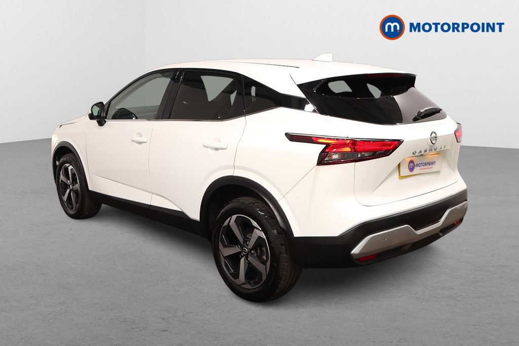 Nissan Qashqai N-Connecta Manual Petrol SUV - Stock Number (1541135) - Passenger side rear corner