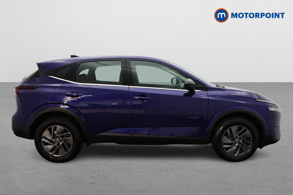 Nissan Qashqai Acenta Premium Manual Petrol SUV - Stock Number (1541345) - Drivers side