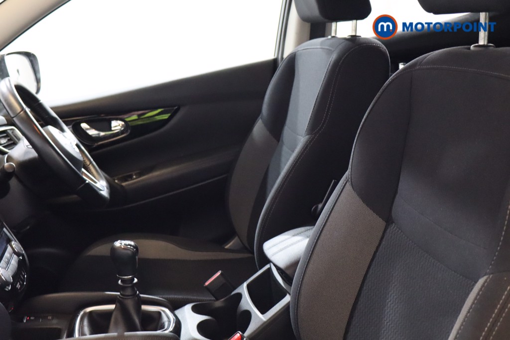 Nissan Qashqai Acenta Premium Manual Petrol SUV - Stock Number (1541385) - 6th supplementary image