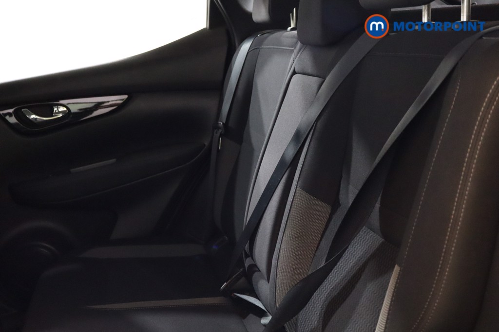 Nissan Qashqai Acenta Premium Manual Petrol SUV - Stock Number (1541385) - 8th supplementary image